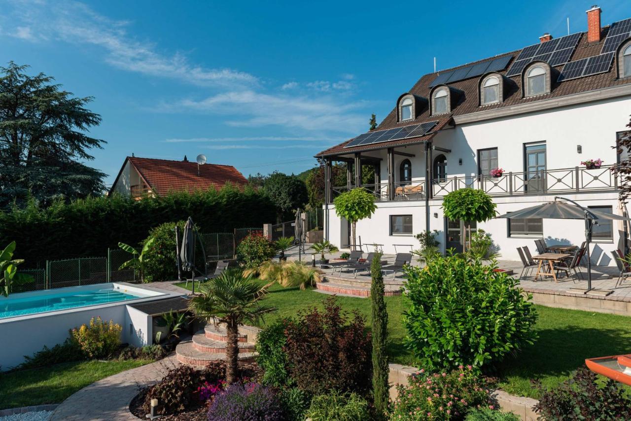 Katzer Villa Badacsonytördemic 外观 照片